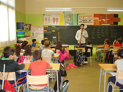 &quot;Solistes a l'aula&quot;a castellar del Vallès. Programa i dates escoles del curs 2022_2023