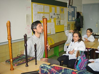 &quot;SOLISTES A L'AULA&quot; PER A LES ESCOLES D'INFANTIL I PRIMÀRIA